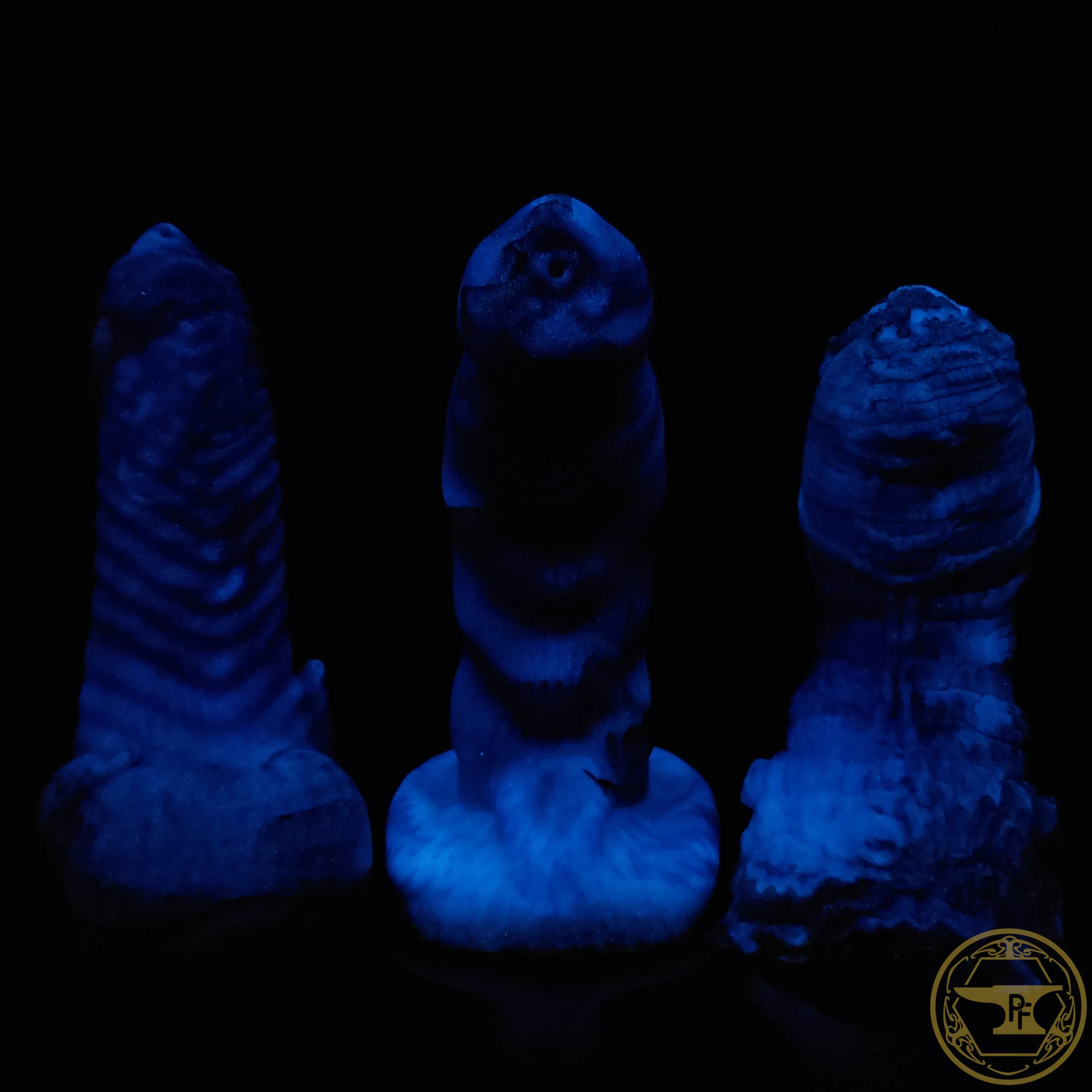 *|5/15|* Large Hook Horror. Soft 00-30 Firmness. Darkest Winter Sea. 5892