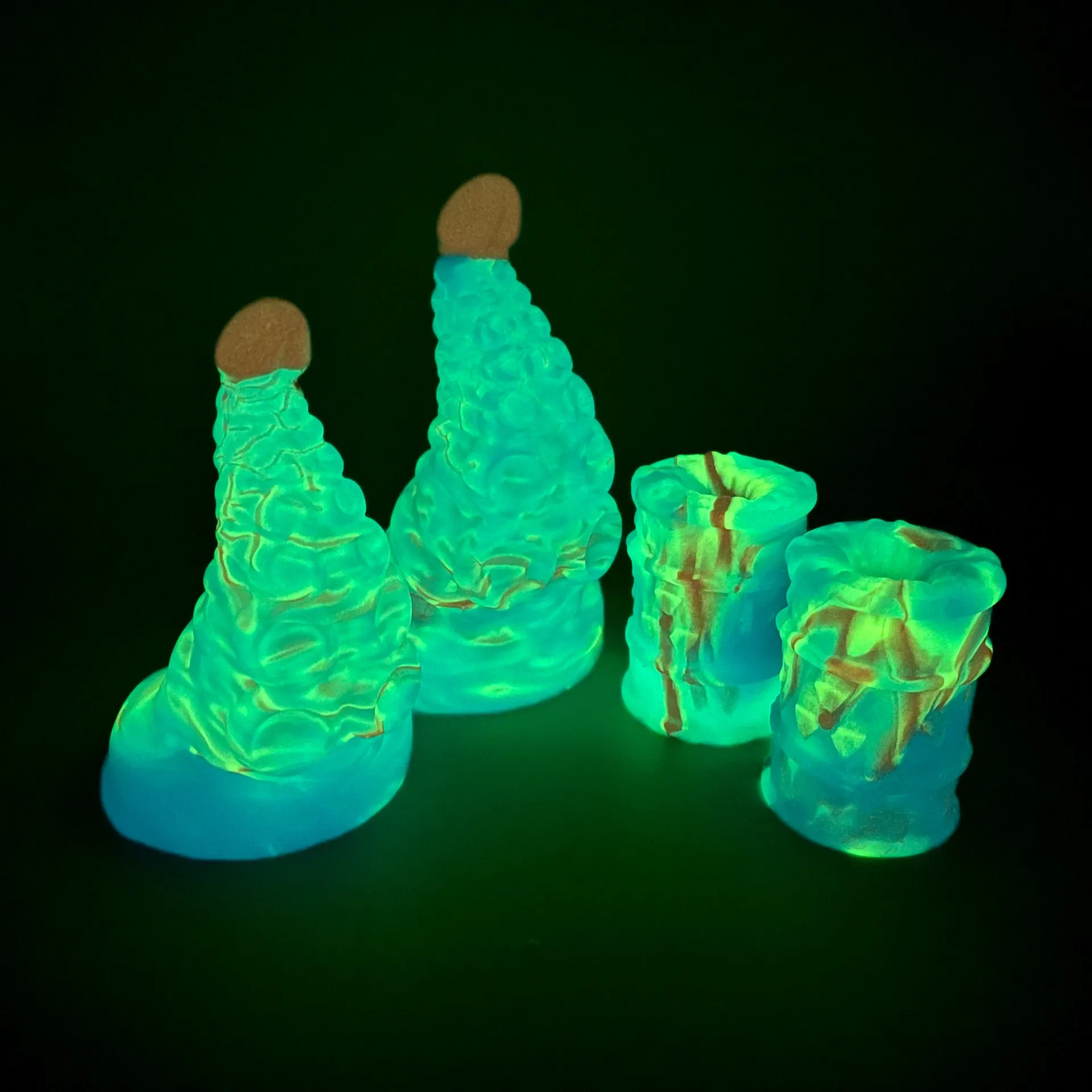 Tenton 'Blue Hawaiian' small soft (OO30) GITD